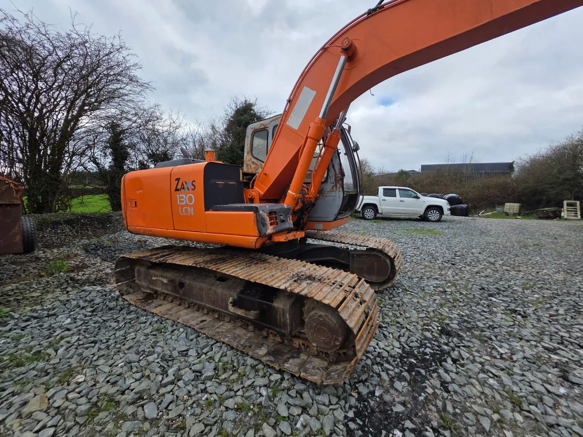 Hitachi Zaxis 130 - Image 2