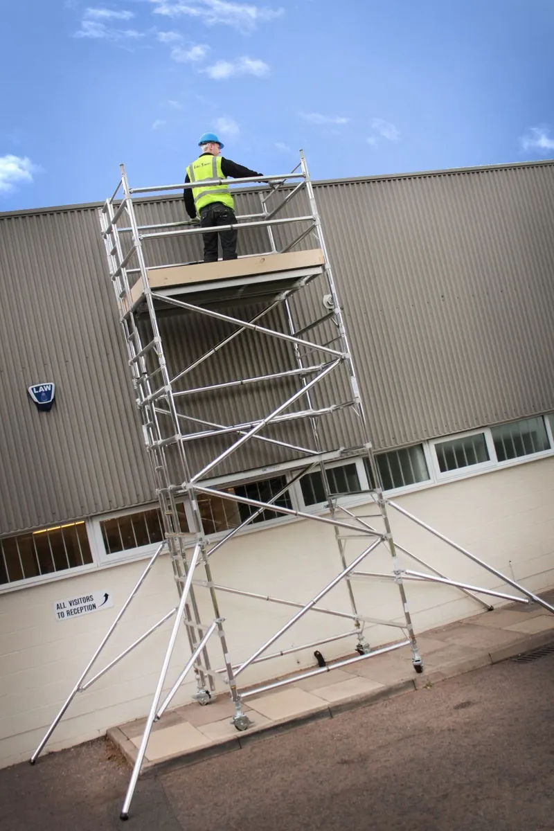 6M Alloy Scaffold Tower, Strong, Safe, In Stock - Image 4