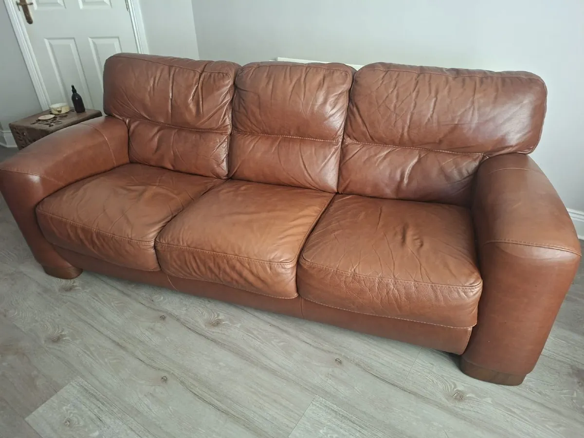 Leather sofa ( Italian calf leather ) Quick Sale - Image 1
