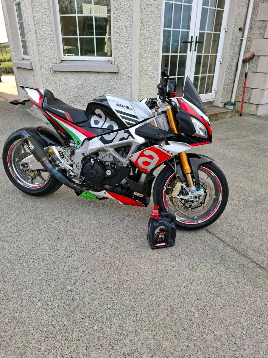 Aprilia tuano 1100r factory model 2015 - Image 1