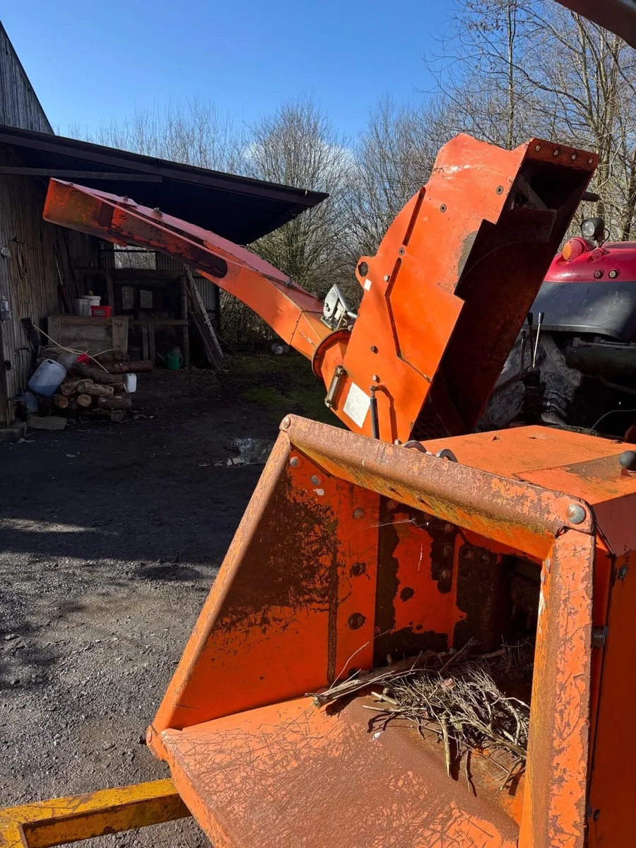 Large wood chipper - Image 3