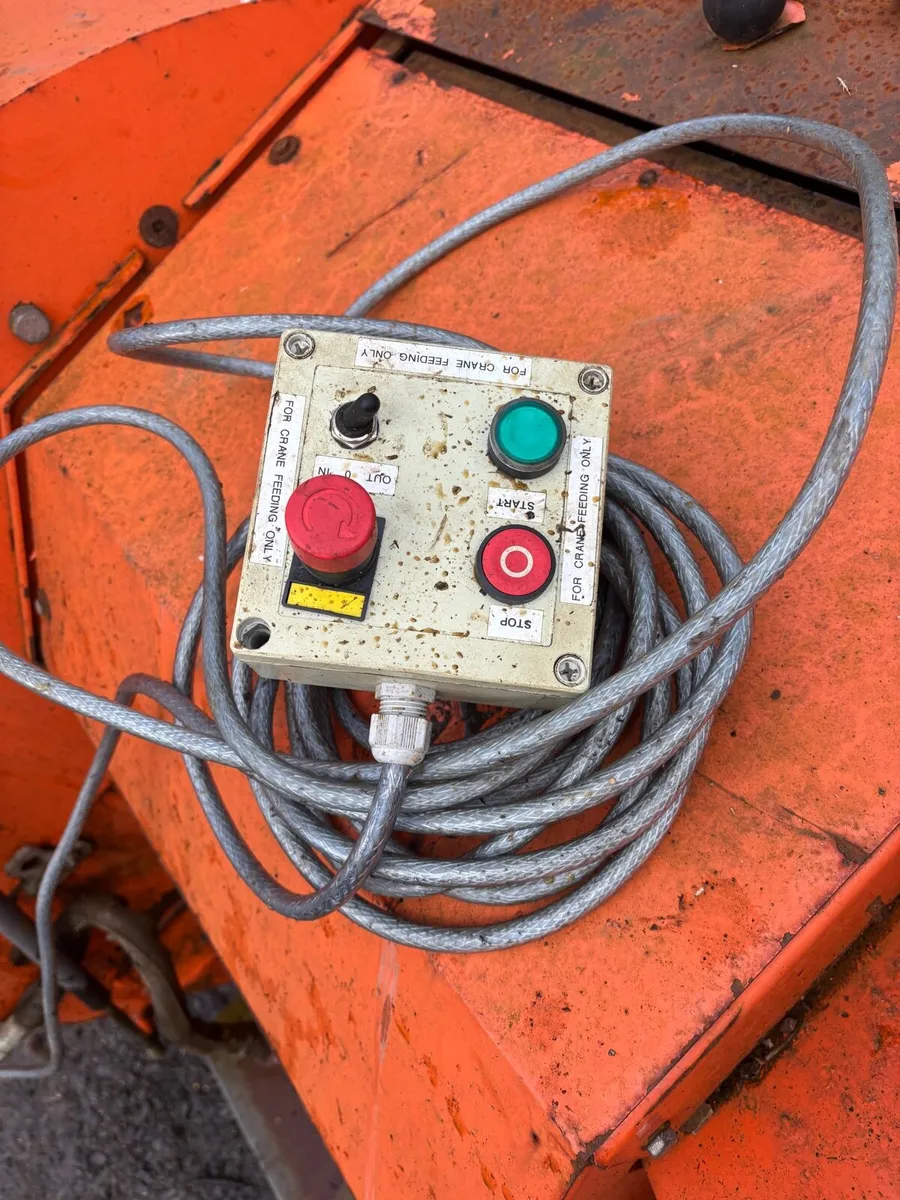 Large wood chipper - Image 4