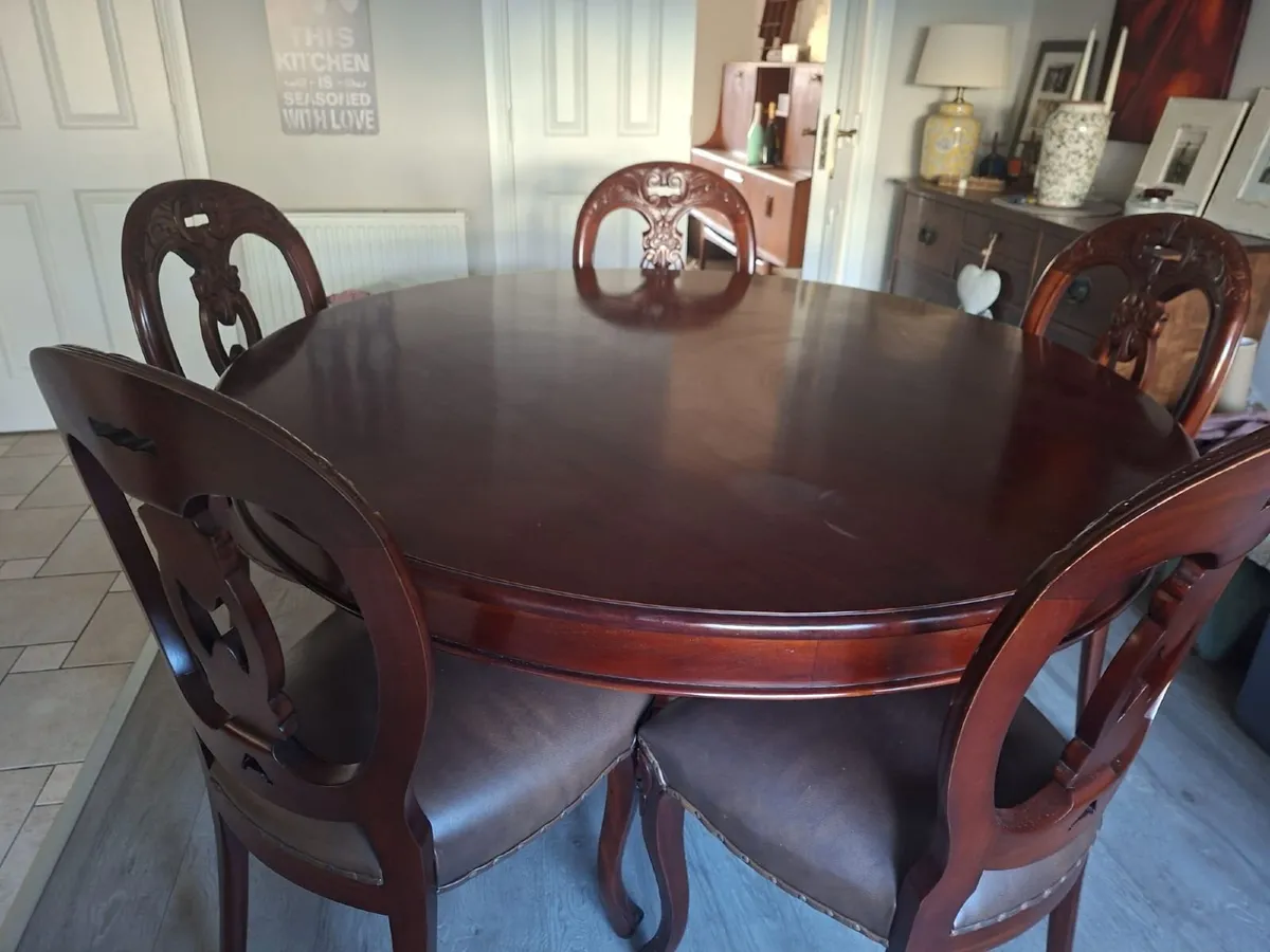 Mahogany Table and Chairs for Sale - Quick Sale - Image 1