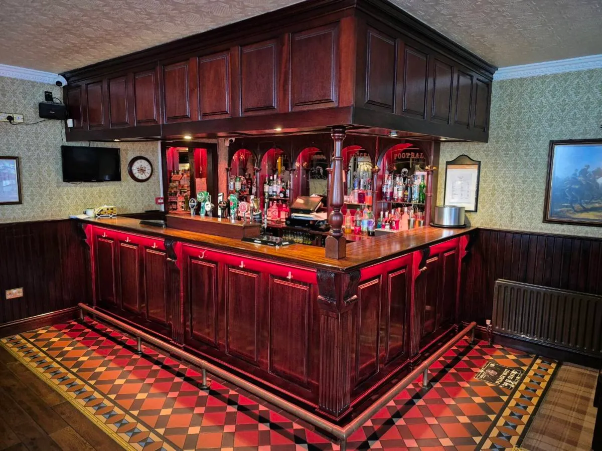 Bar Fitting - Image 1
