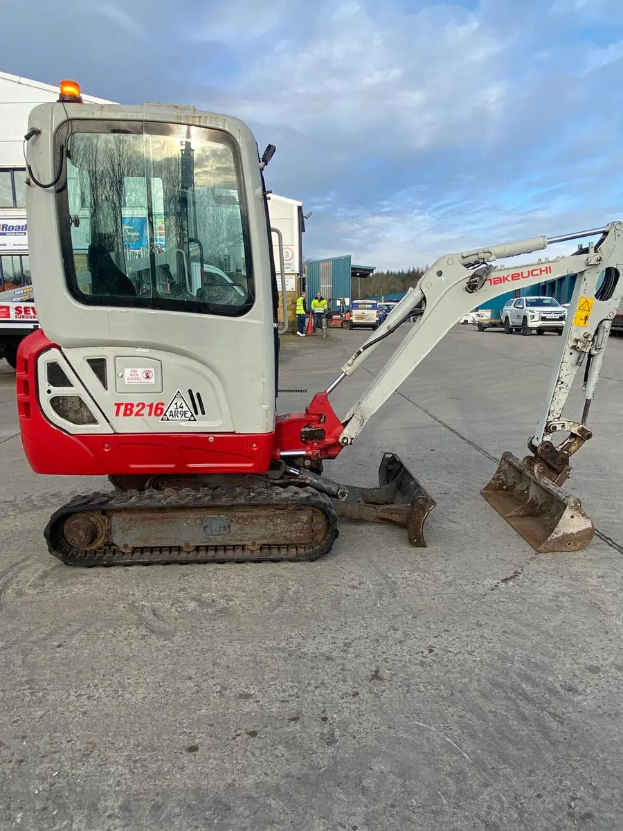 2018 TAKEUCHI TB216 1.5T MINI DIGGER - Image 3