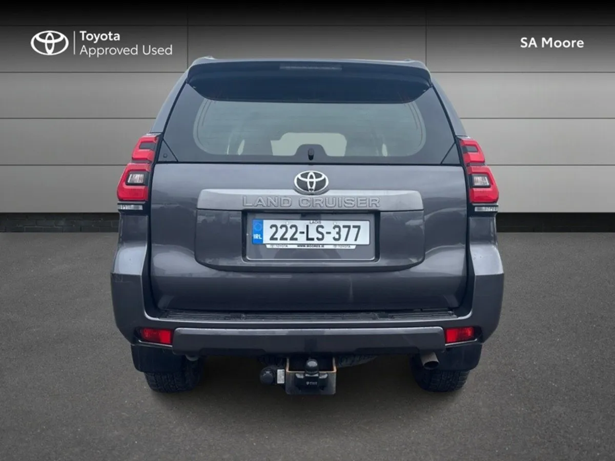 Toyota Land Cruiser LWB - MANUAL - NO VAT - Image 4