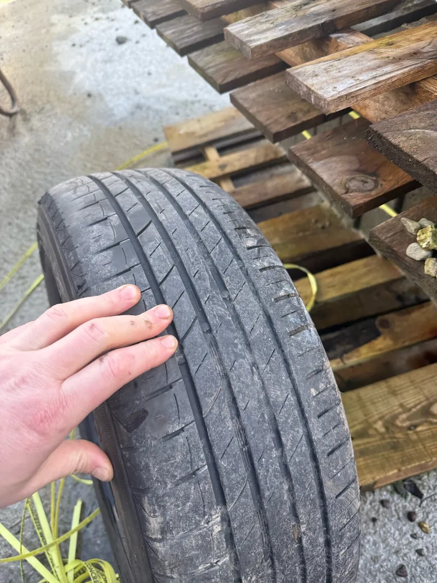 Steel wheels came off 2020 caddy - Image 3