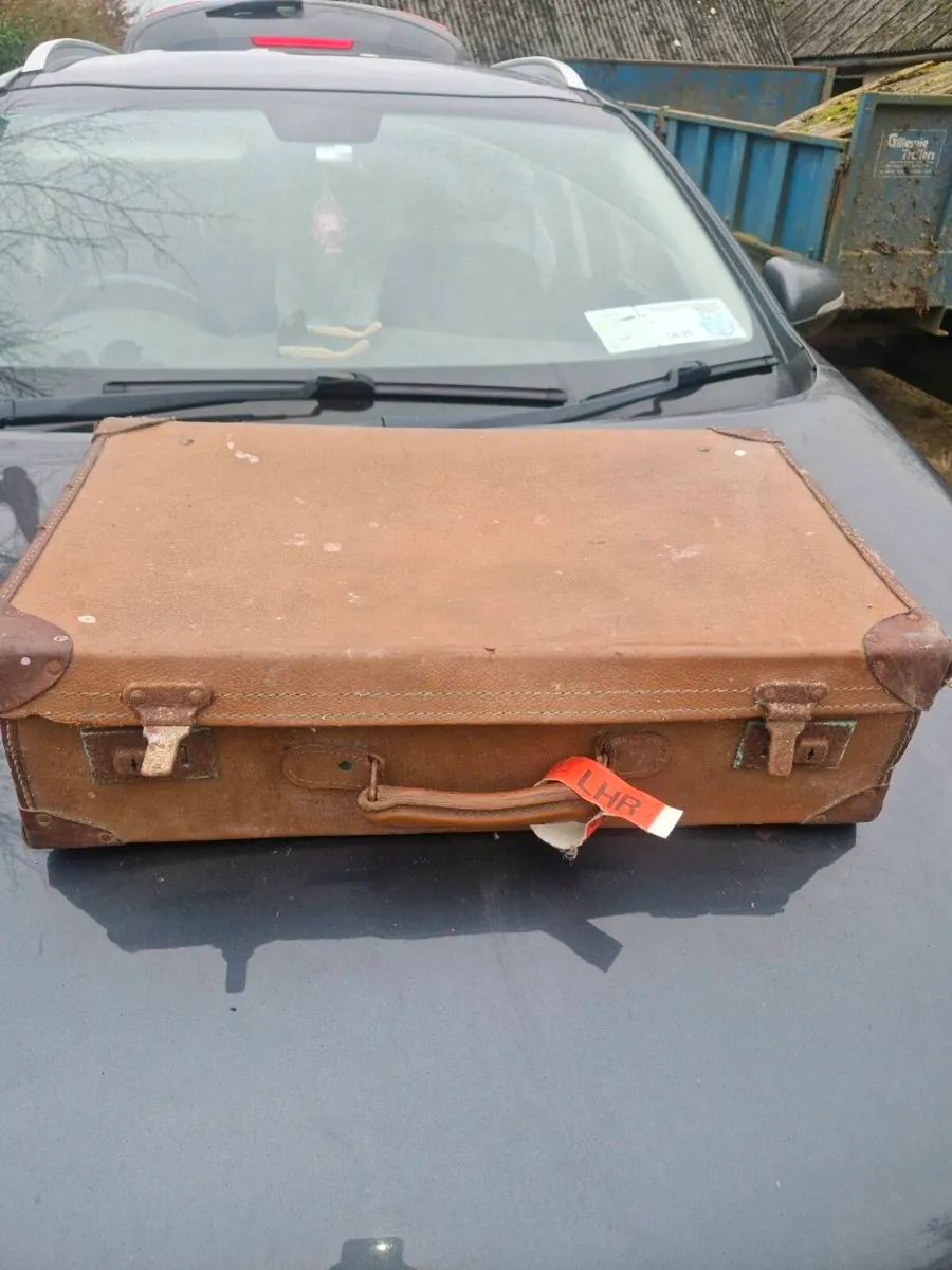 old leather suit case