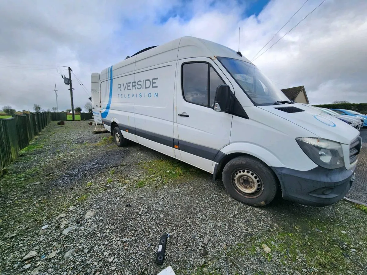 Service/camper van conversion - Image 1