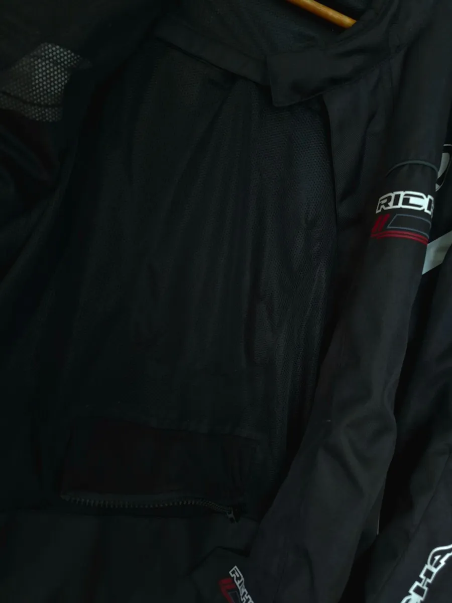 Richa sports motorcycle jacket - Image 2