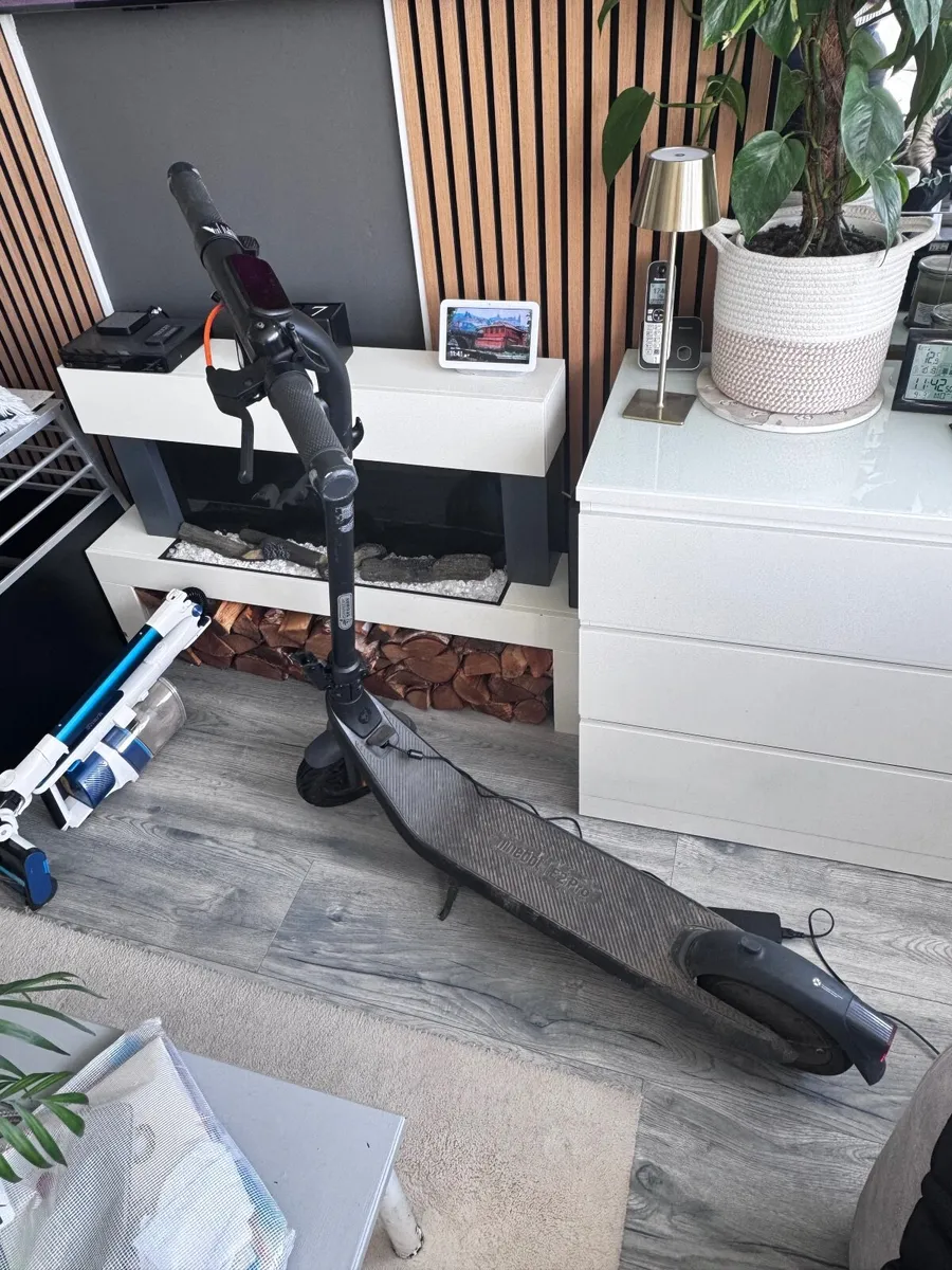 Electric scooter - Image 3
