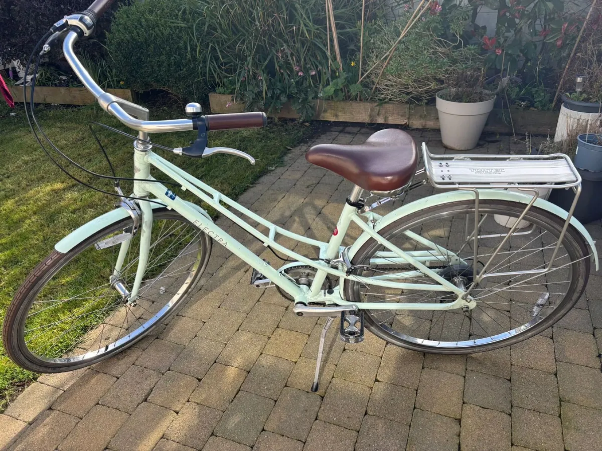 Ladies Bicycle - Image 1