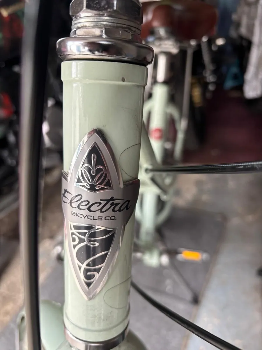 Ladies Bicycle - Image 3