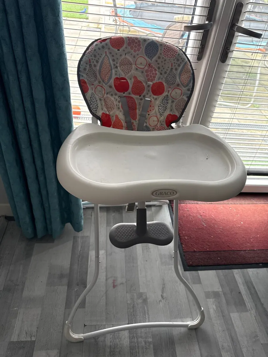 highchair - Image 2