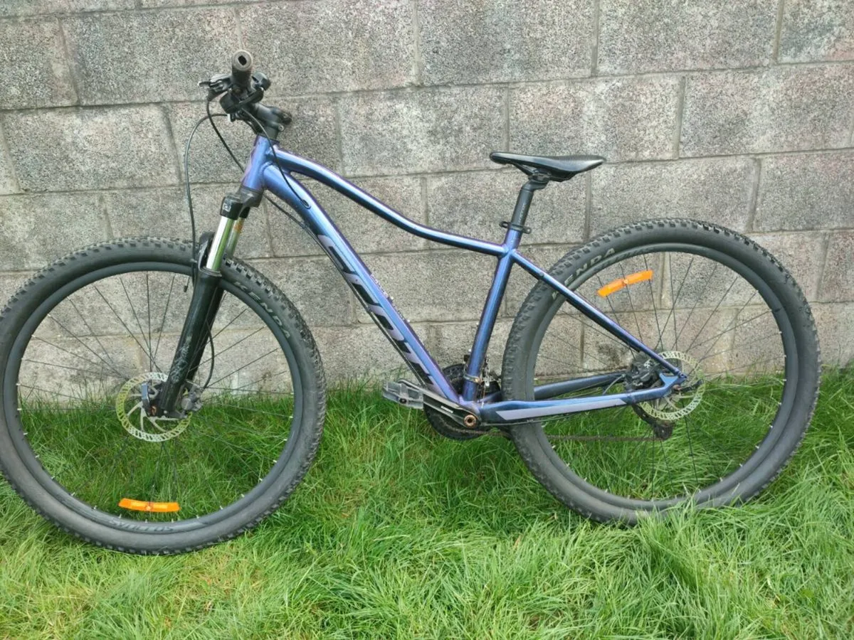 Scott Contessa active 40 mountain bike - Image 1