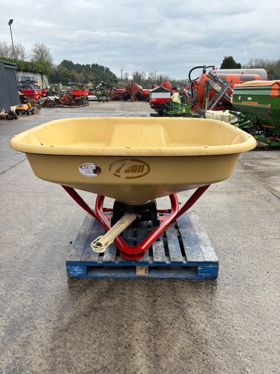 VICON SPREADER - Image 1