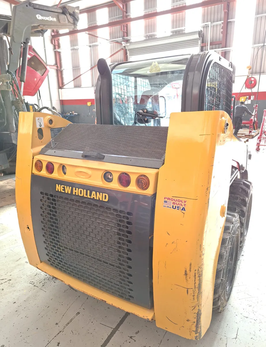 NEW HOLLAND L313 SKID STEER - Image 4