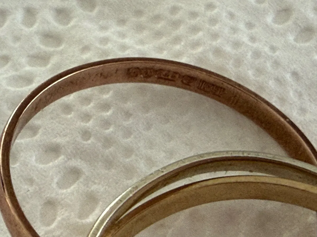 9ct Gold Hallmarked Trilogy - Image 3