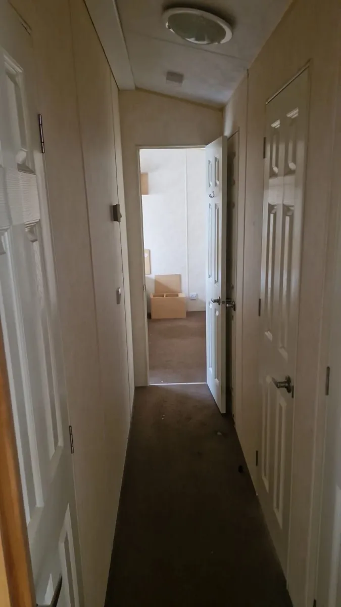 Mobile Home - Image 2