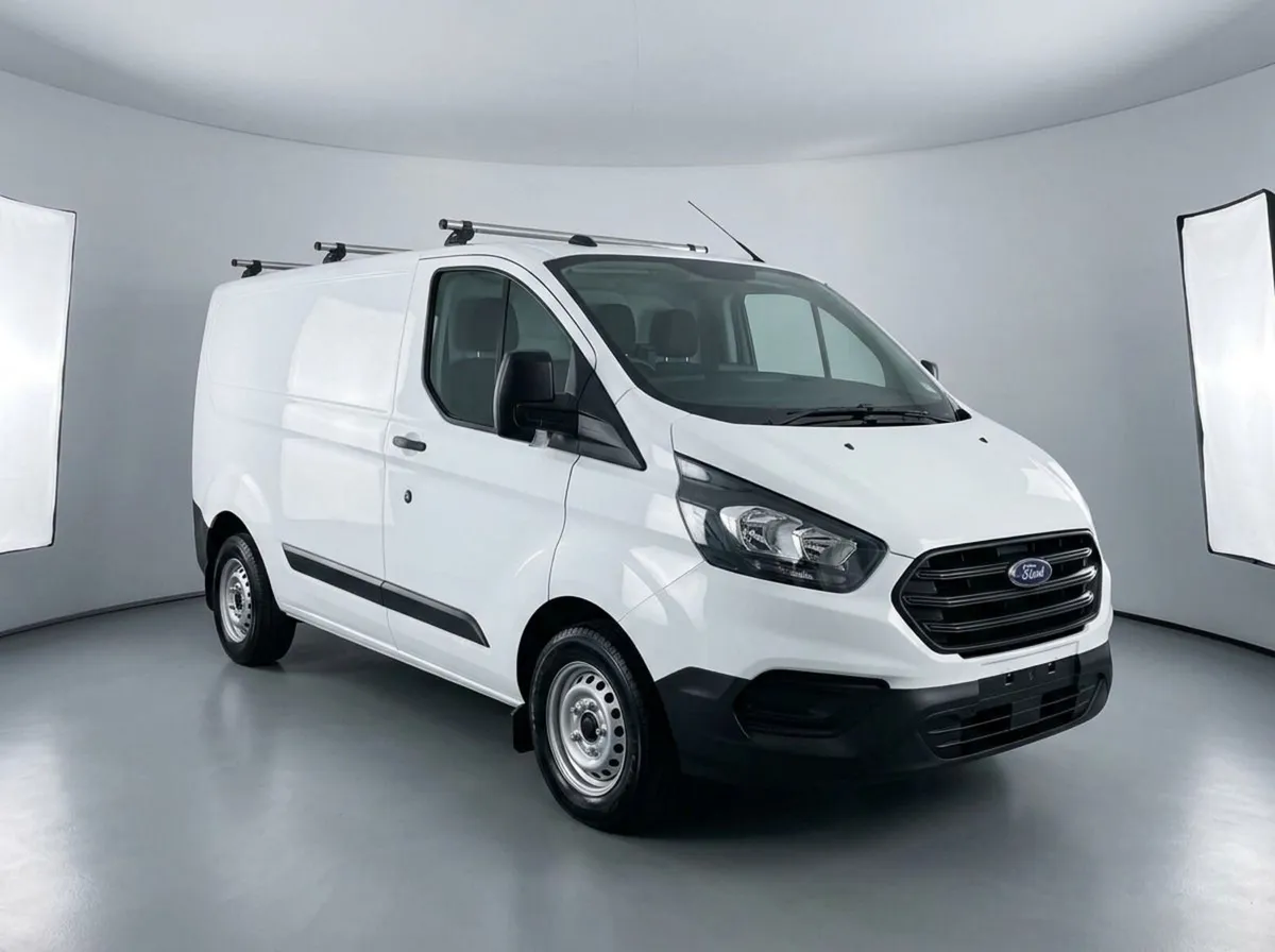 Ford Transit Custom 2022 - Image 1