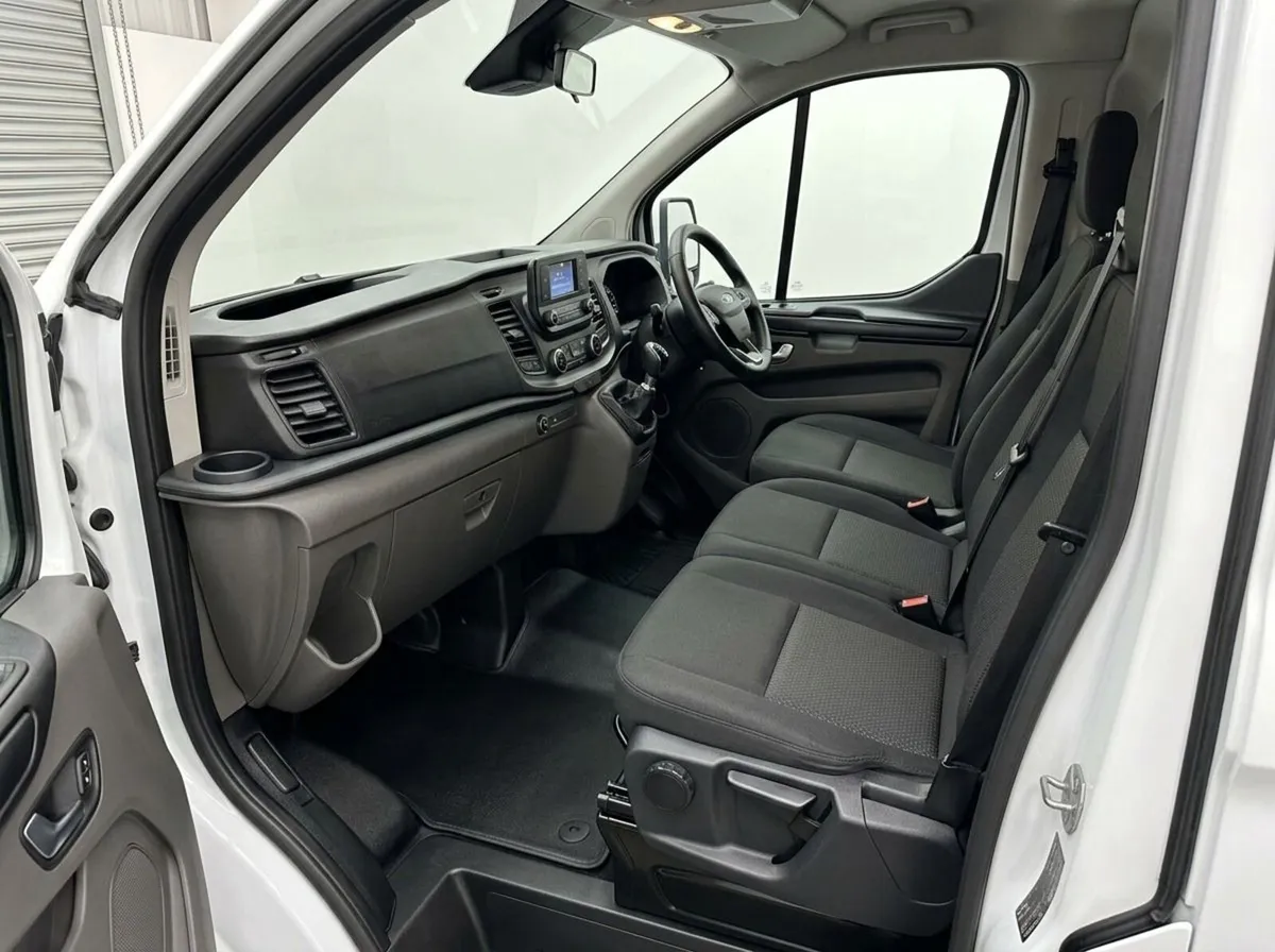 Ford Transit Custom 2022 - Image 4