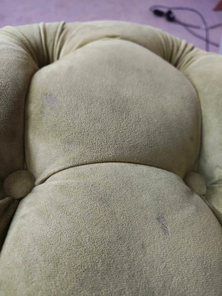 Velvet Buttoned Footstool / Ottoman RRP €189 - Image 3