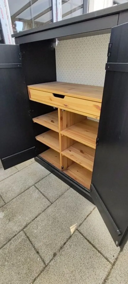 press / cabinet - Image 1