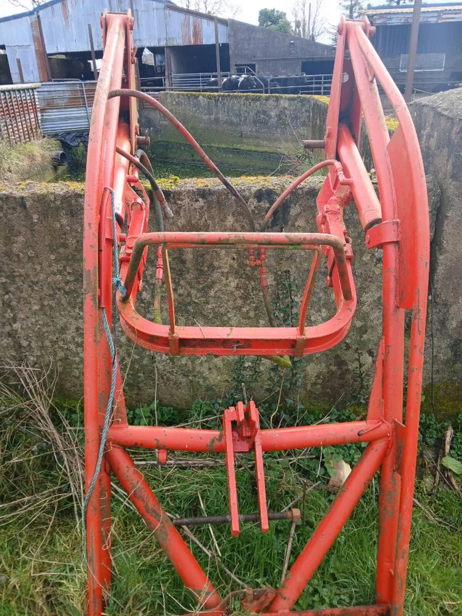 Steyr 50. 650 loader complete .parts. - Image 3