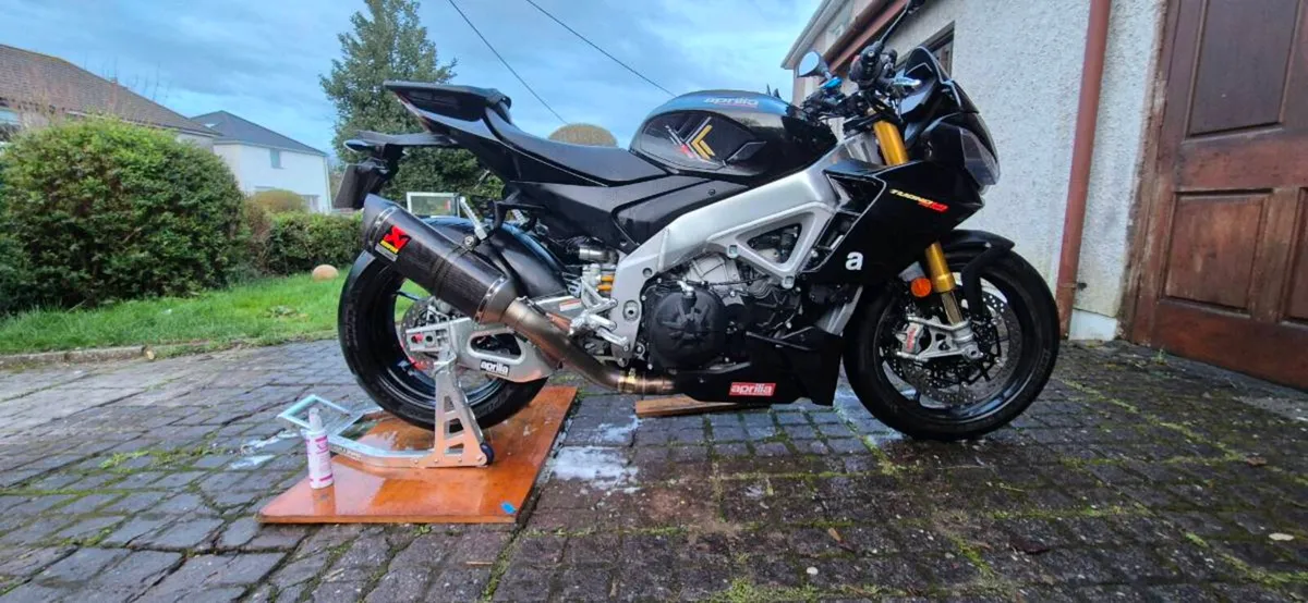 Aprilia Tuono V4 Factory - Image 1