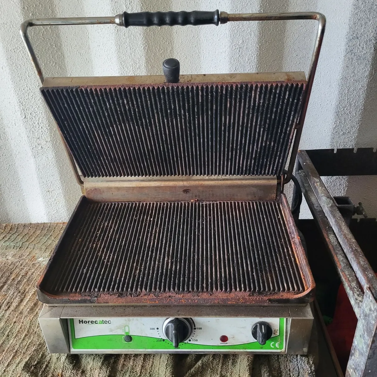 Large panini press - Image 2