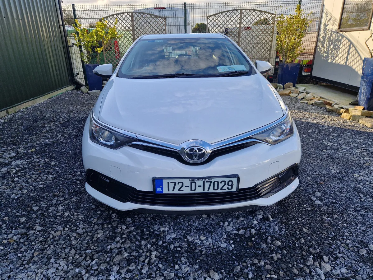 2017 Toyota Auris 1.4 D4D CVRT 08/26 - Image 3