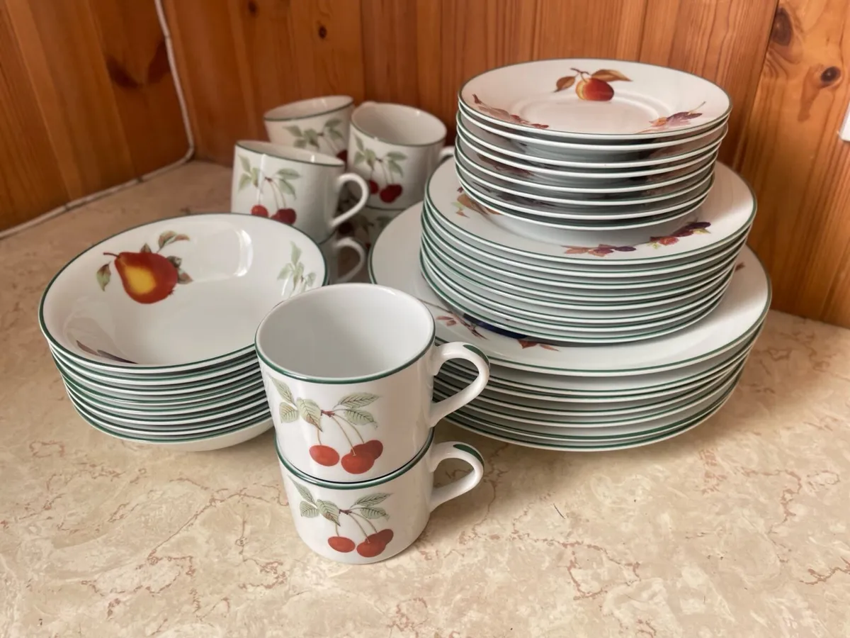 Royal Worcester “Evesham Vale” Dinnerware Set - Image 1