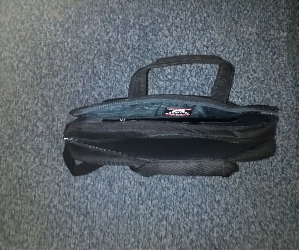 GEPHARD Document/Device Padded Case - Image 3