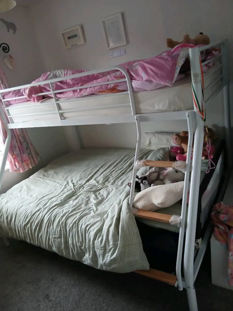 Triple bunk beds - Image 4