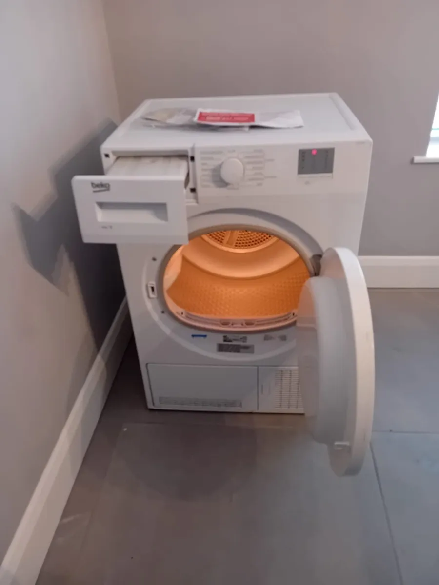 Beko 8kg condenser tumble dryer - Image 2