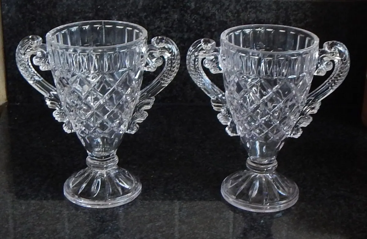 Pair of Glass Vases - Image 1