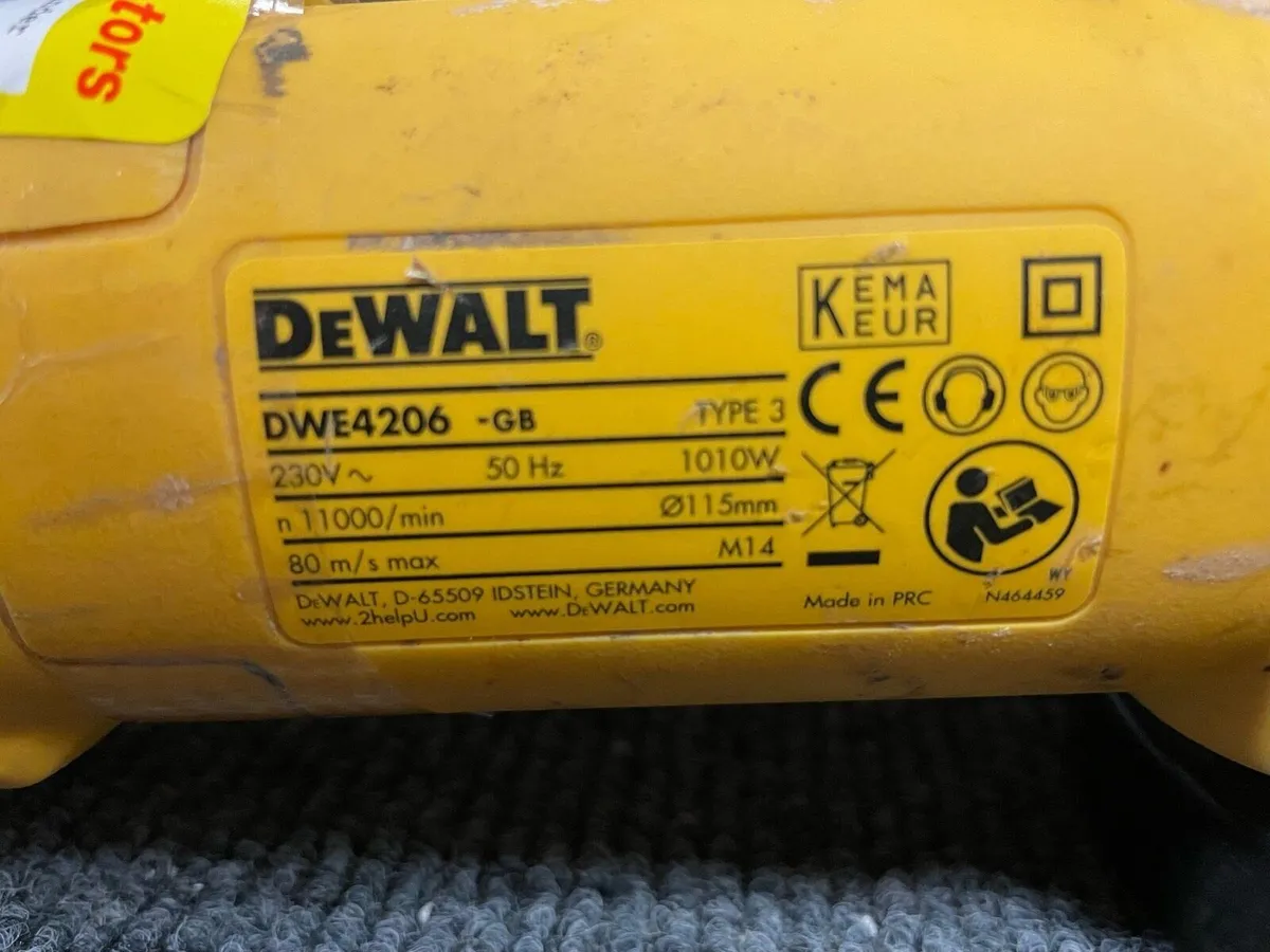 Dewalt DWE4206 Corded Grinder - Image 2