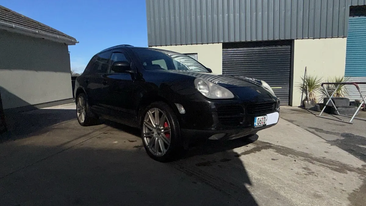 Porsche cayenne 4.5 v8 - Image 1
