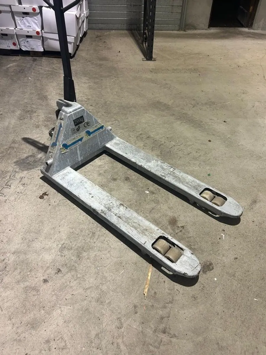 pallet truck - Image 2
