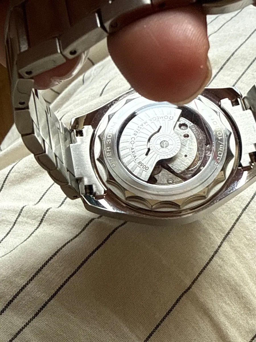 Watch man - Image 4