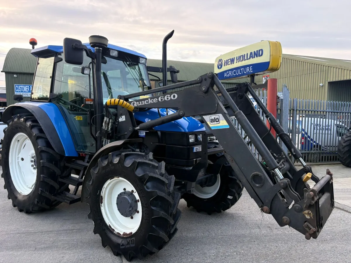 2002 New Holland TS110 - Image 1