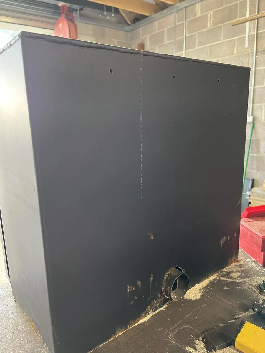 Jetmaster 60i solid fuel stove - Image 3