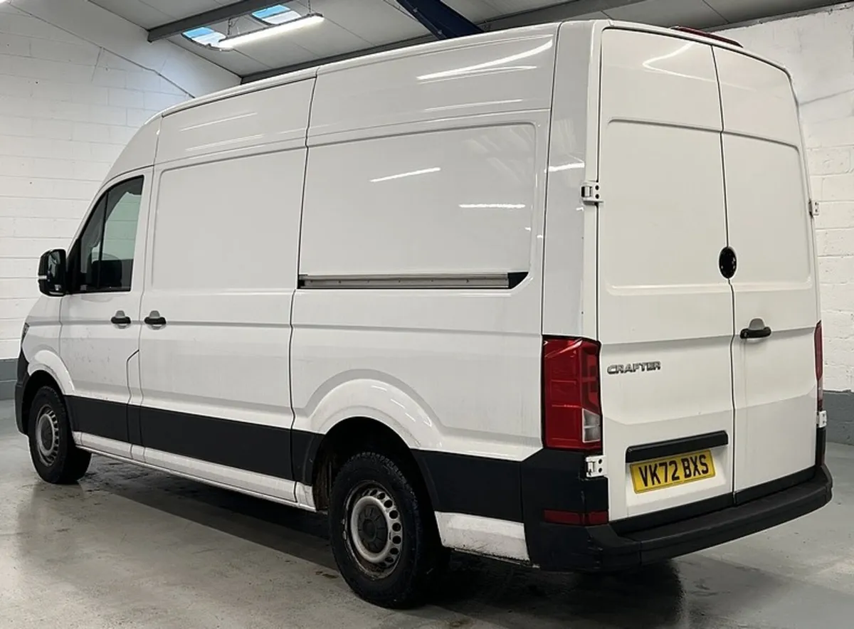 2022 Volkswagen Crafter High Roof Panel Van - Image 3