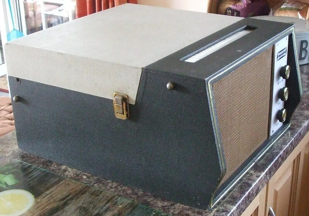 Dansette HiFi Mk2 Record Player (Refurbished) - Image 2