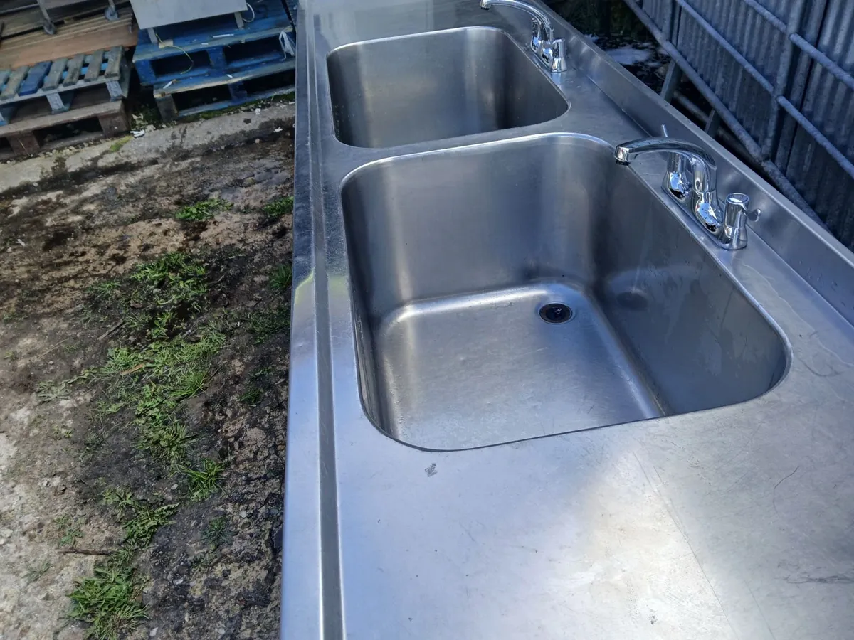Staneless steel cabbinet..double sink unit complet - Image 2
