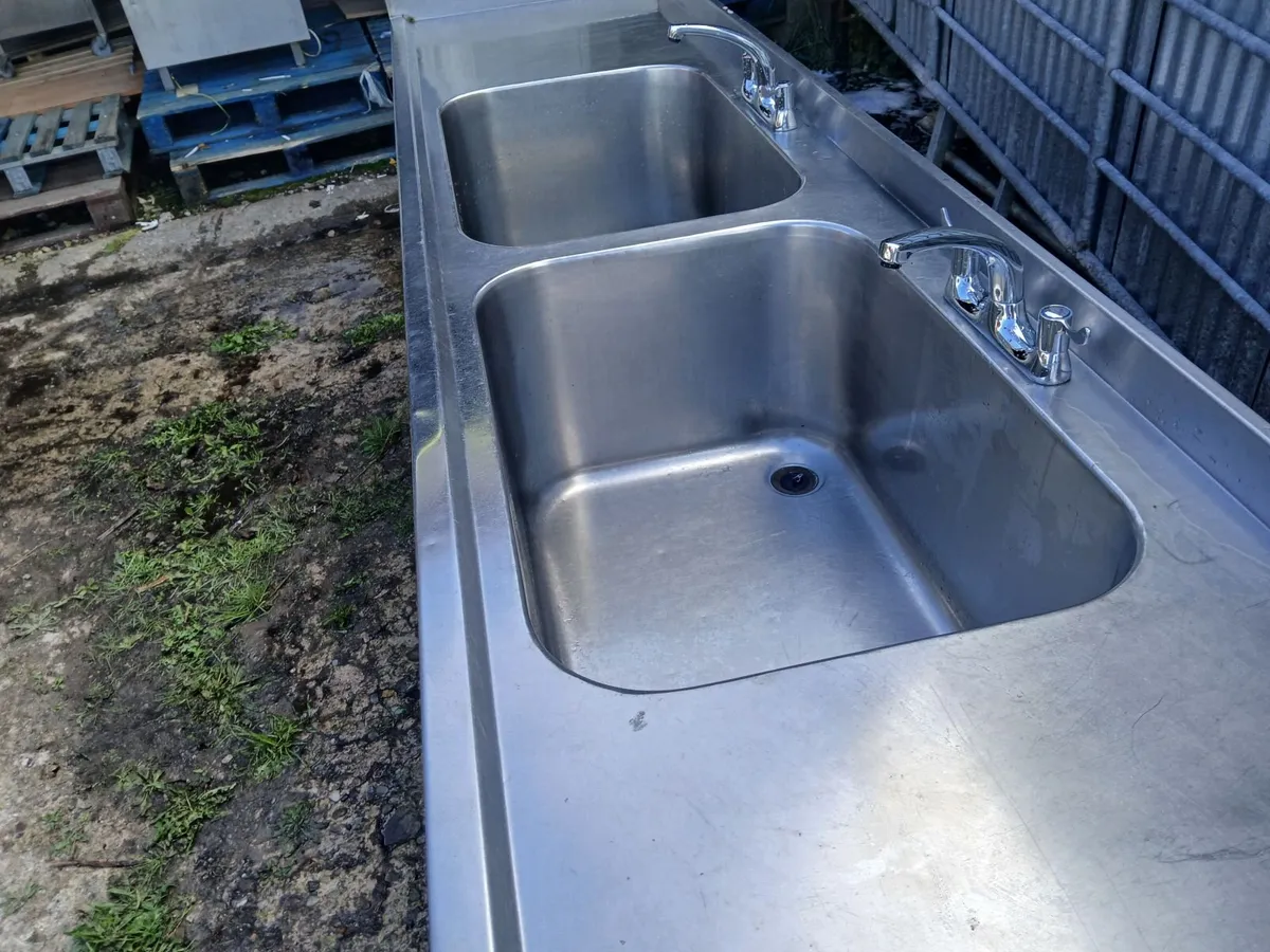 Staneless steel cabbinet..double sink unit complet - Image 4