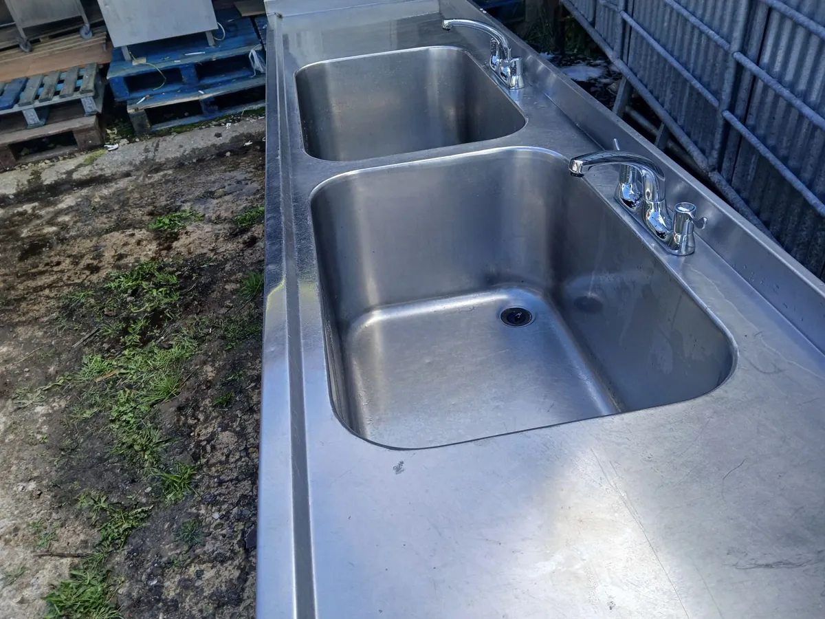 Staneless steel cabbinet..double sink unit complet - Image 1
