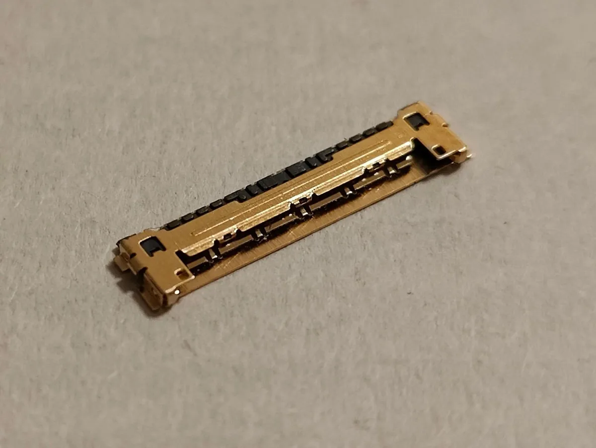 LCD (LVDS) Connector for A1465 A1466 – Brand New - Image 4