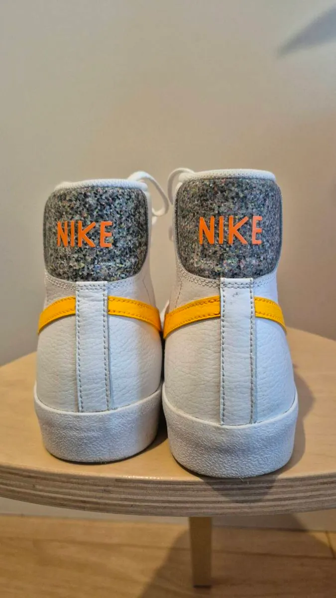 Nike Blazer Mid 77 Lace-Up White - Image 3