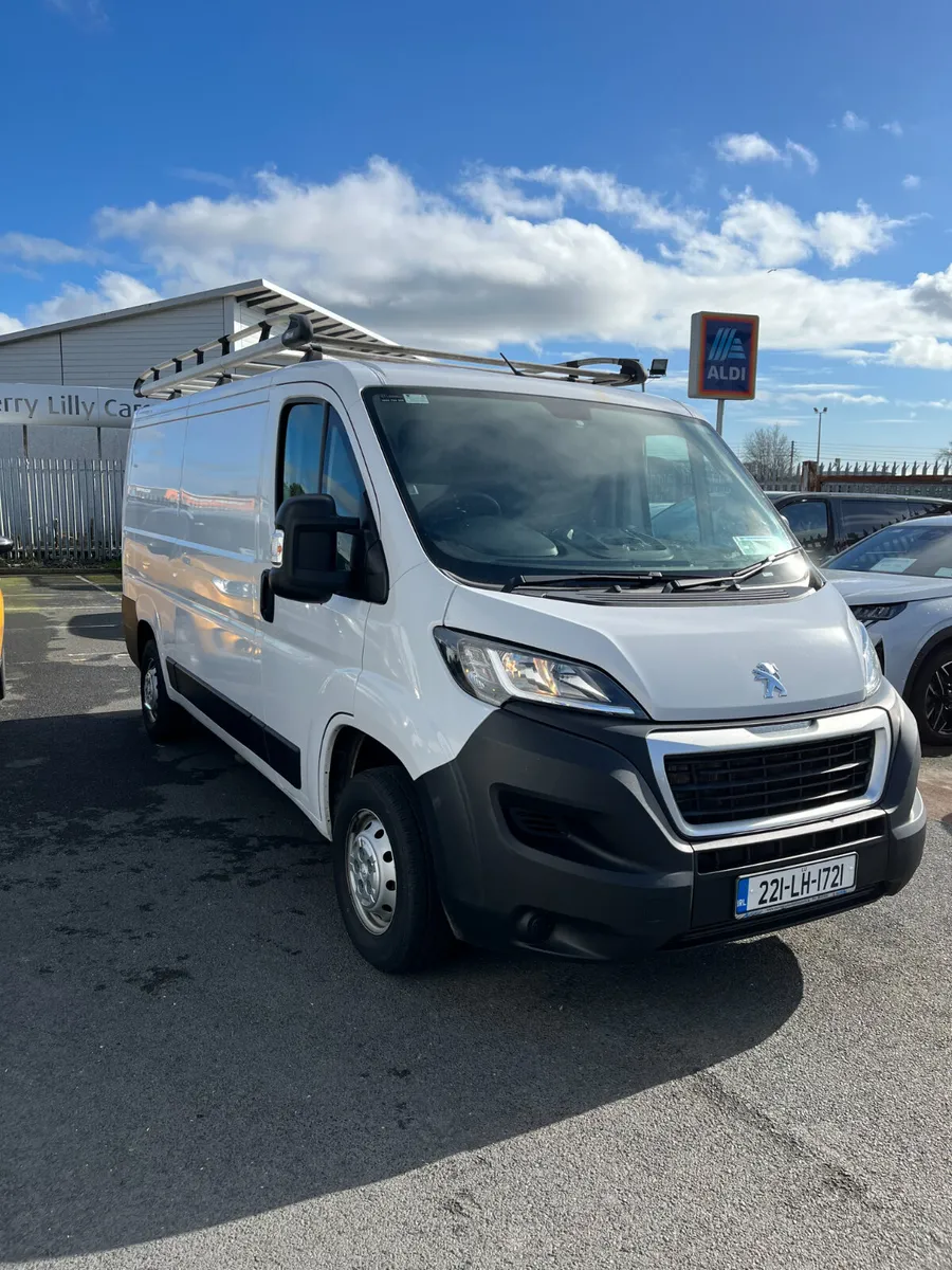 Peugeot Boxer  Semi H/Roof 2022 - Image 3